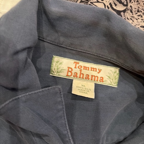 SOLD Hawaiian Shirts Mens Lot of 5 Tommy Bahama Silk Cotton Camp Bundle XL - Picture 3 of 15